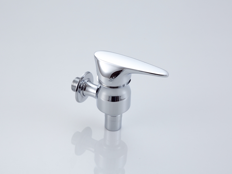 Traditional Wall Mount Faucet 
