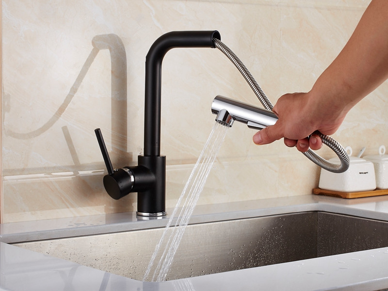 Kitchen Faucet with 3-Function Sprayhead Featuring Sweep Spray 